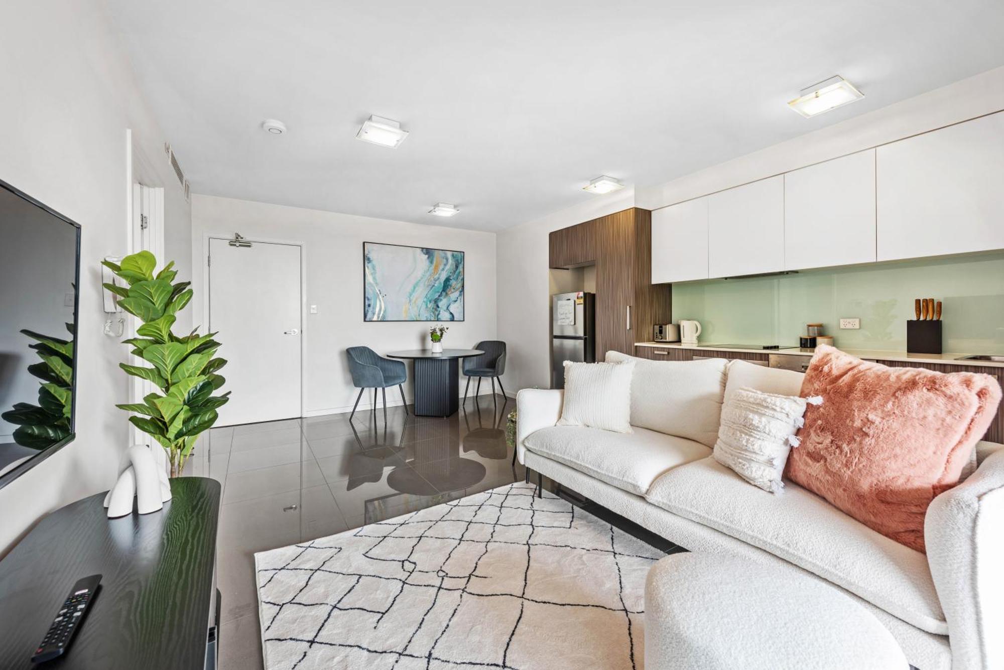 Cirque Boutique Apartments Brisbane Room photo